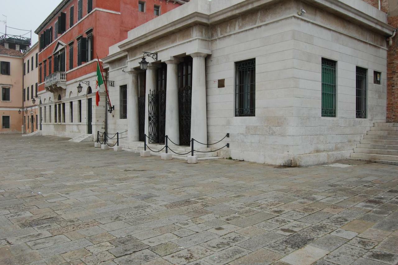 Residenza Giulia Apartment Венеция Екстериор снимка